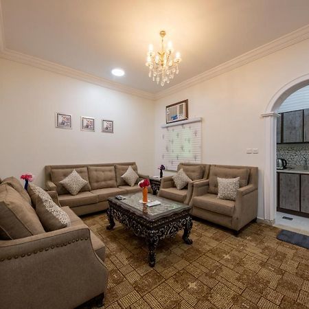 Jasmine Beach Hotel Suites 얀부 외부 사진